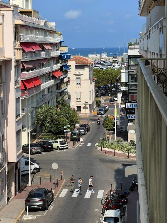 Studio Confort 35m2 Renove, Equipe Et Climatise, Tout Se Fait A Pied! *
