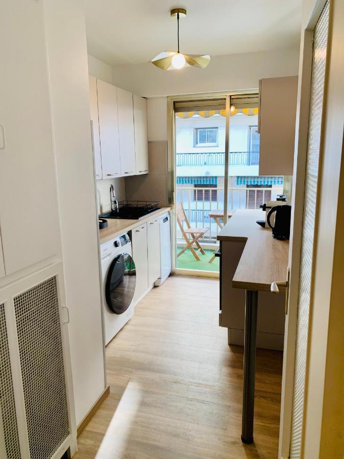 Studio Confort 35m2 Renove, Equipe Et Climatise, Tout Se Fait A Pied! Appartement